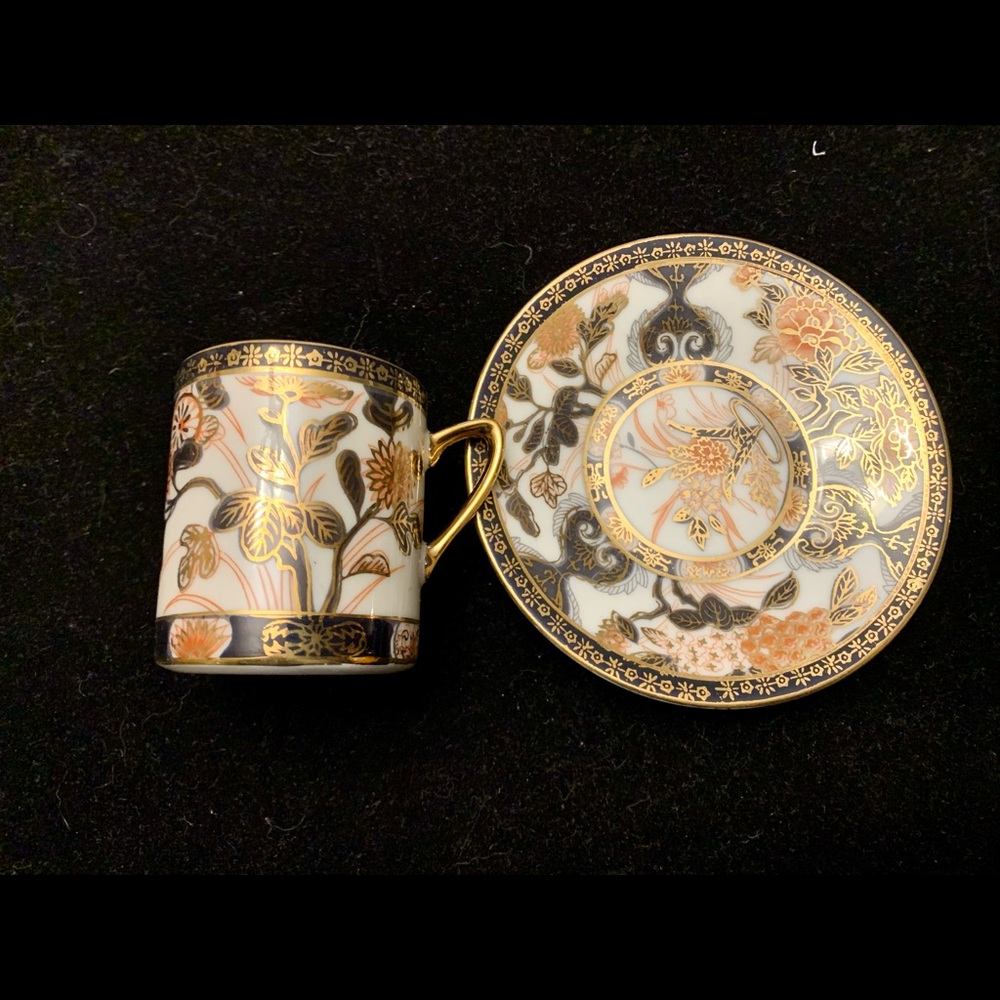 Horchow (Japan) set of 4 gold design cups & saucers